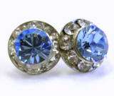 AR62 8mm swarovski chaton or rivoli stud earrings