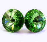 swarovski peridot stud earrings