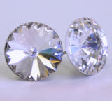 AR936 Swarovski Rivoli Stud Earrings