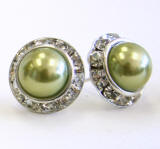 pearl stud earrings 15mm