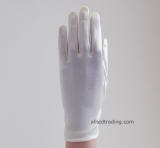 off white wrist length womens gloves